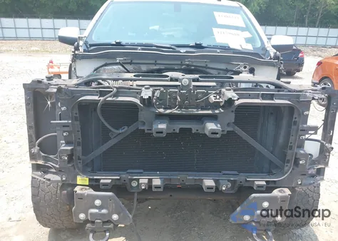 2015 Chevrolet Silverado 1500 1Lt from USA, damaged, VIN 3GCUKREC5FG507810